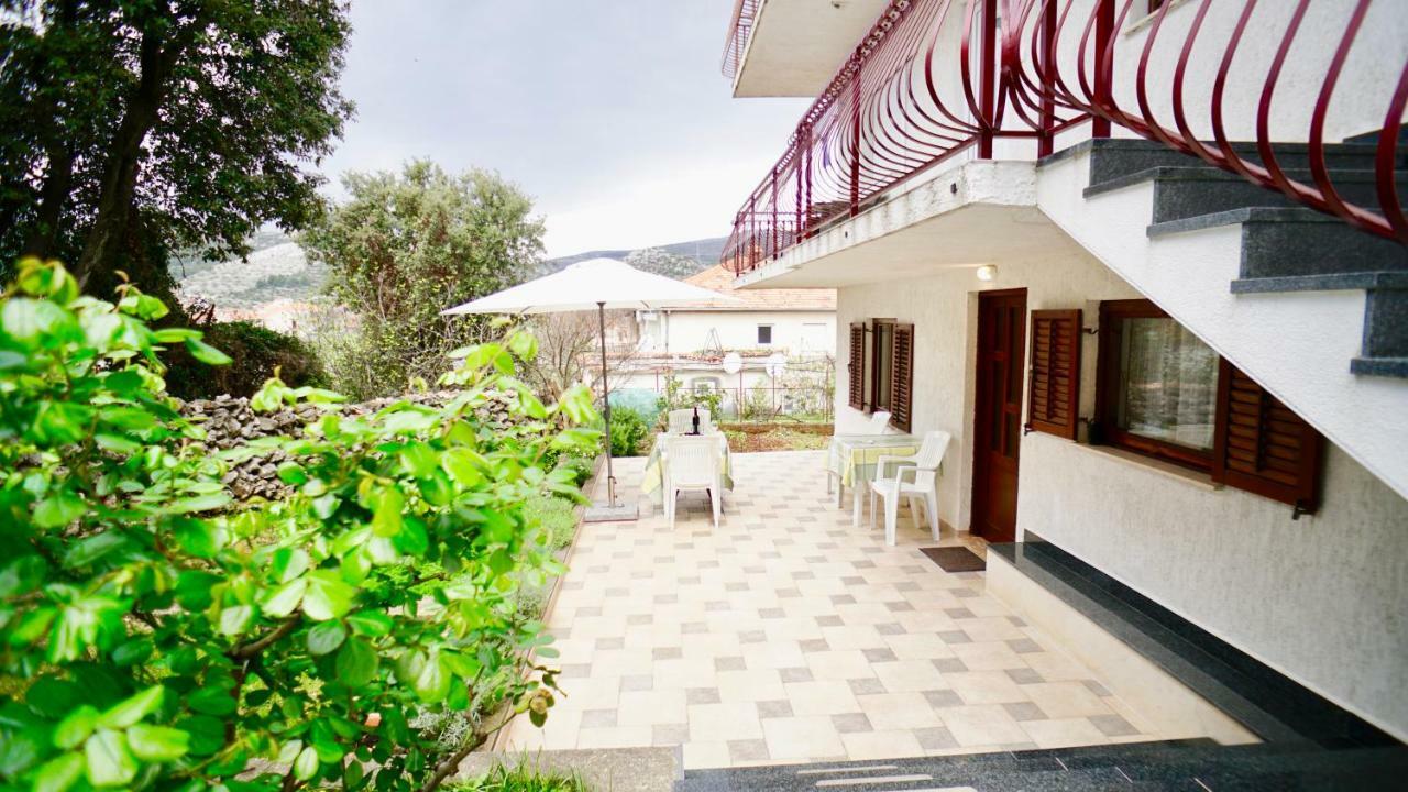 La Vida Loca Villa Seget Vranjica Exterior photo